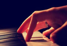 本赛季能否复出？Shams：杜兰特将因左脚踝扭伤至少缺席一周.